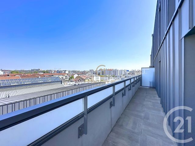 Appartement T3 à vendre - 3 pièces - 79.37 m2 - LYON - 69008 - RHONE-ALPES - Century 21 Hestia Ldi