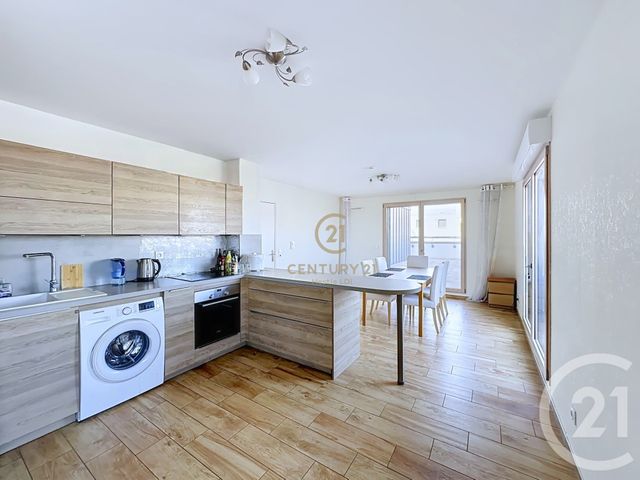 Appartement T3 à vendre - 3 pièces - 79.37 m2 - LYON - 69008 - RHONE-ALPES - Century 21 Hestia Ldi