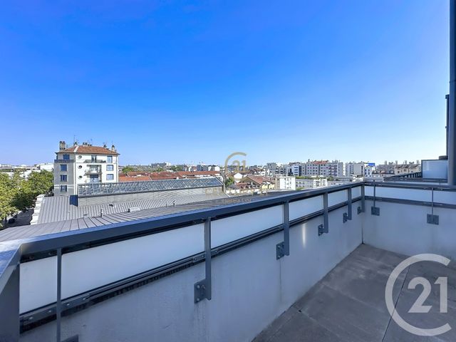 Appartement T3 à vendre - 3 pièces - 79.37 m2 - LYON - 69008 - RHONE-ALPES - Century 21 Hestia Ldi