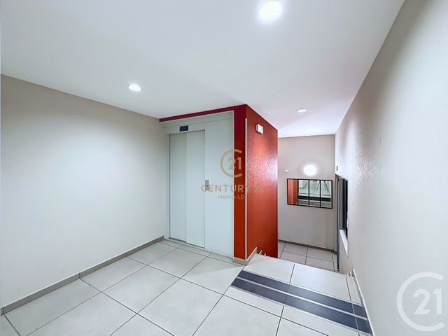 Appartement T3 à vendre - 3 pièces - 79.37 m2 - LYON - 69008 - RHONE-ALPES - Century 21 Hestia Ldi