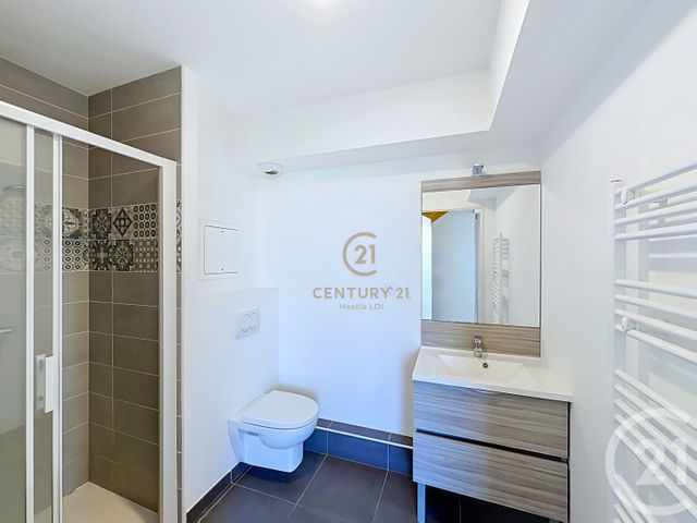 Appartement T3 à vendre - 3 pièces - 79.37 m2 - LYON - 69008 - RHONE-ALPES - Century 21 Hestia Ldi