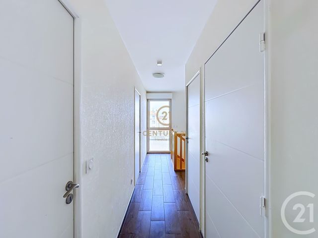 Appartement T3 à vendre - 3 pièces - 79.37 m2 - LYON - 69008 - RHONE-ALPES - Century 21 Hestia Ldi