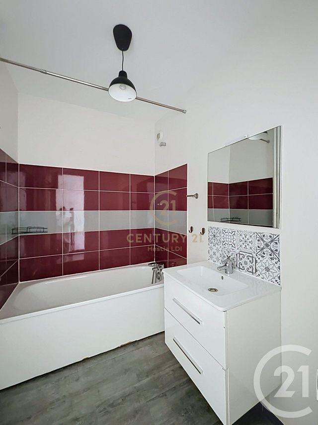 Appartement F4 à vendre - 4 pièces - 81.07 m2 - LYON - 69008 - RHONE-ALPES - Century 21 Hestia Ldi