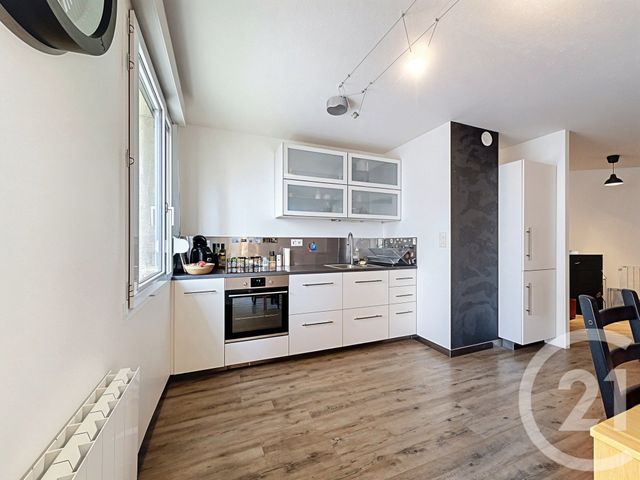 Appartement T2 à louer - 2 pièces - 57.14 m2 - LYON - 69008 - RHONE-ALPES - Century 21 Hestia Ldi