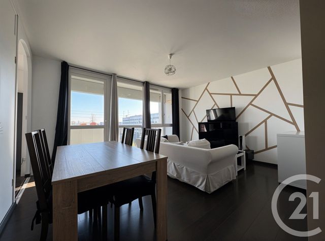 Appartement T4 à louer - 4 pièces - 64.66 m2 - VENISSIEUX - 69 - RHONE-ALPES - Century 21 Hestia Ldi
