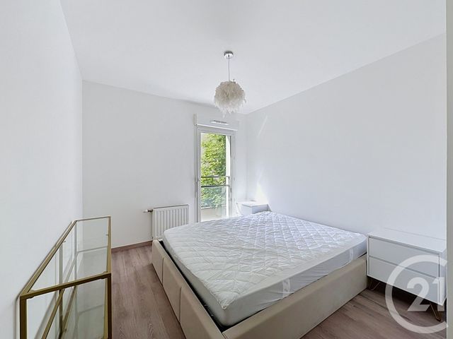 Appartement T3 à louer - 3 pièces - 65.99 m2 - ST PRIEST - 69 - RHONE-ALPES - Century 21 Hestia Ldi
