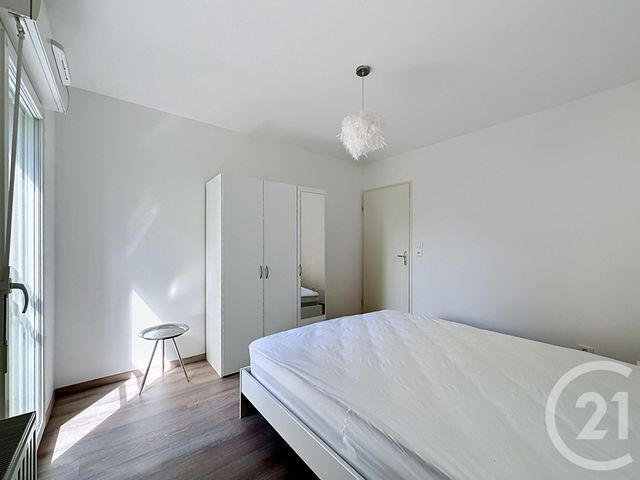 Appartement T3 à louer - 3 pièces - 65.99 m2 - ST PRIEST - 69 - RHONE-ALPES - Century 21 Hestia Ldi