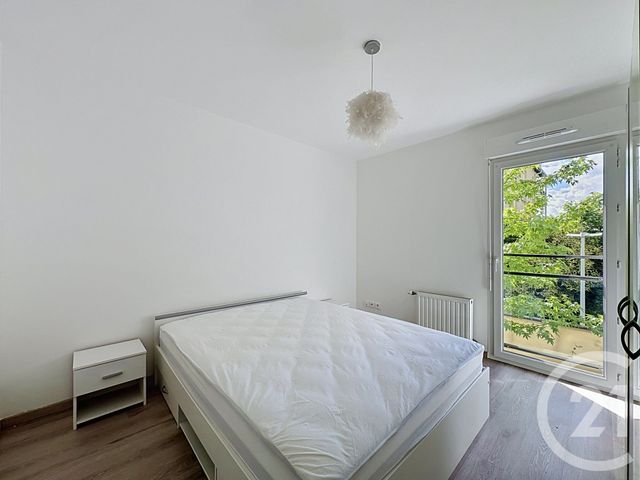 Appartement T3 à louer - 3 pièces - 65.99 m2 - ST PRIEST - 69 - RHONE-ALPES - Century 21 Hestia Ldi