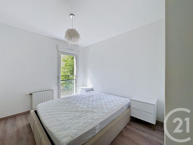 Appartement T3 à louer - 3 pièces - 65.99 m2 - ST PRIEST - 69 - RHONE-ALPES - Century 21 Hestia Ldi