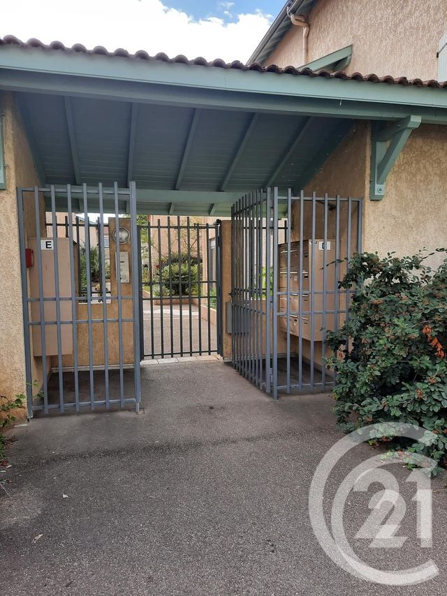 Appartement T3 à louer - 3 pièces - 69.54 m2 - LYON - 69008 - RHONE-ALPES - Century 21 Hestia Ldi