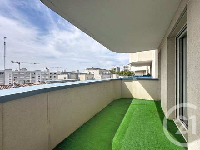 Appartement Duplex à vendre - 4 pièces - 108.28 m2 - LYON - 69007 - RHONE-ALPES - Century 21 Hestia Ldi