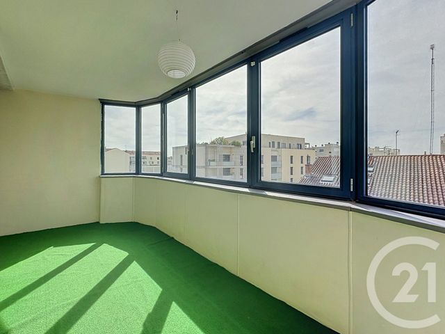 Appartement Duplex à vendre - 4 pièces - 108.28 m2 - LYON - 69007 - RHONE-ALPES - Century 21 Hestia Ldi