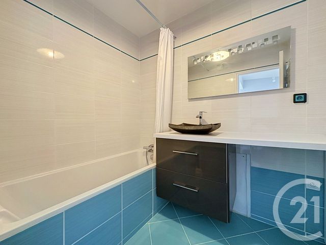 Appartement Duplex à vendre - 4 pièces - 108.28 m2 - LYON - 69007 - RHONE-ALPES - Century 21 Hestia Ldi