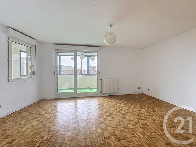 Appartement Duplex à vendre - 4 pièces - 108.28 m2 - LYON - 69007 - RHONE-ALPES - Century 21 Hestia Ldi