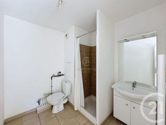 Appartement T2 à vendre - 2 pièces - 41.23 m2 - LYON - 69008 - RHONE-ALPES - Century 21 Hestia Ldi
