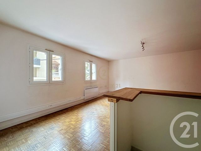 Appartement F2 à vendre - 2 pièces - 64.72 m2 - VILLEURBANNE - 69 - RHONE-ALPES - Century 21 Hestia Ldi
