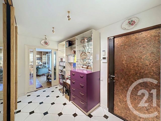 Appartement T4 à vendre - 4 pièces - 109.94 m2 - LYON - 69004 - RHONE-ALPES - Century 21 Hestia Ldi