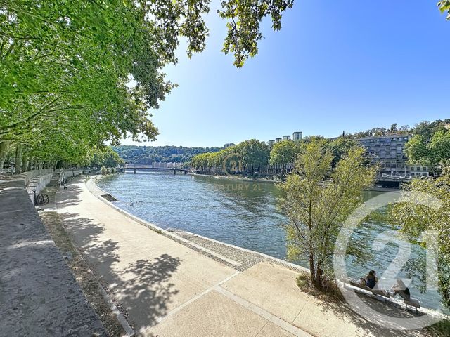 Appartement T4 à vendre - 4 pièces - 109.94 m2 - LYON - 69004 - RHONE-ALPES - Century 21 Hestia Ldi