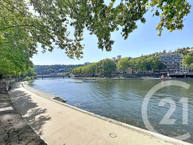 Appartement T4 à vendre - 4 pièces - 109.94 m2 - LYON - 69004 - RHONE-ALPES - Century 21 Hestia Ldi