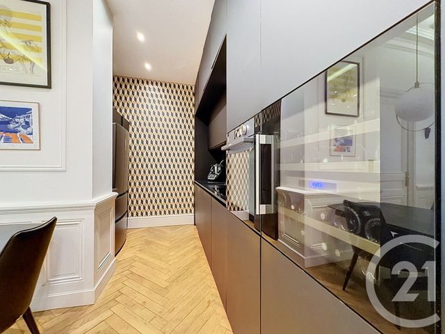 Appartement F3 à vendre - 3 pièces - 78.0 m2 - LYON - 69006 - RHONE-ALPES - Century 21 Hestia Ldi