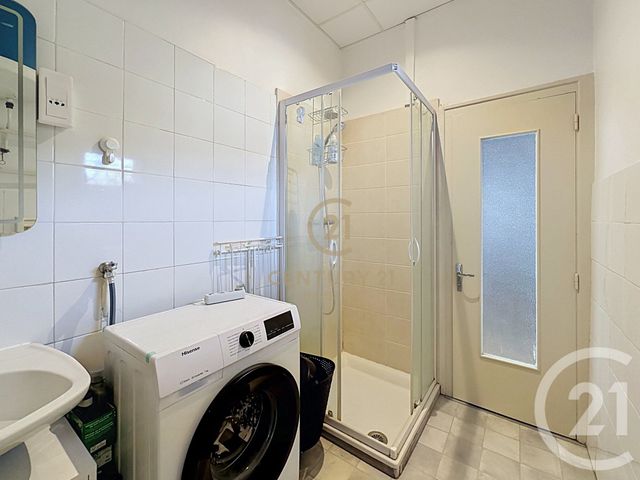 Appartement F2 bis à louer - 3 pièces - 63.75 m2 - VILLEURBANNE - 69 - RHONE-ALPES - Century 21 Hestia Ldi