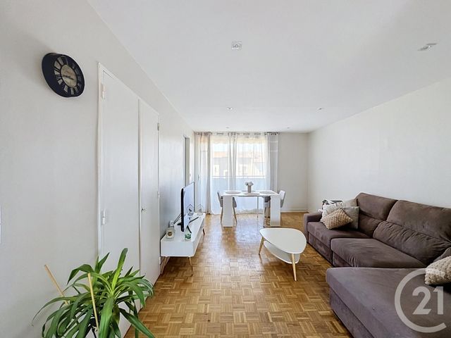 Appartement F4 à vendre - 4 pièces - 73.56 m2 - VILLEURBANNE - 69 - RHONE-ALPES - Century 21 Hestia Ldi
