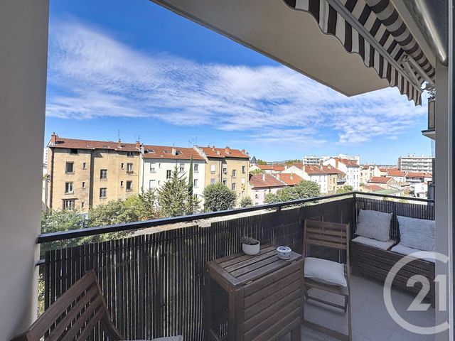 Appartement F4 à vendre - 4 pièces - 73.56 m2 - VILLEURBANNE - 69 - RHONE-ALPES - Century 21 Hestia Ldi
