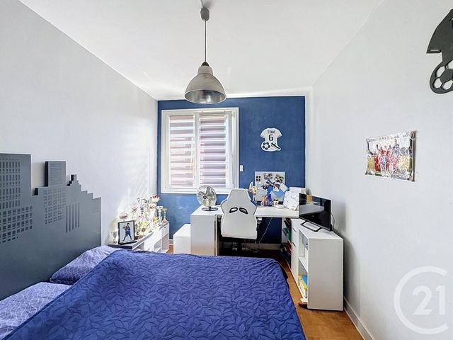 Appartement F4 à vendre - 4 pièces - 73.56 m2 - VILLEURBANNE - 69 - RHONE-ALPES - Century 21 Hestia Ldi