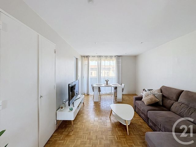 Appartement F4 à vendre - 4 pièces - 73.56 m2 - VILLEURBANNE - 69 - RHONE-ALPES - Century 21 Hestia Ldi