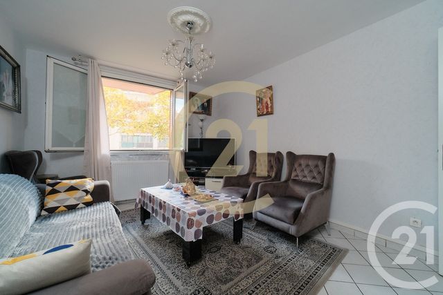 Appartement T4 à vendre - 4 pièces - 65.69 m2 - LYON - 69008 - RHONE-ALPES - Century 21 Hestia Ldi